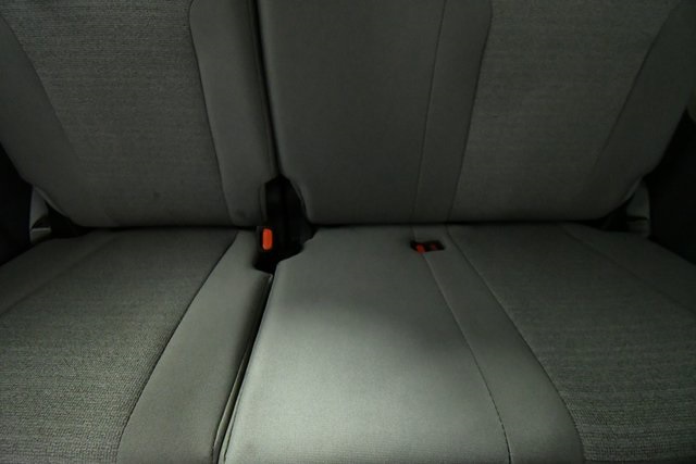 2024 Toyota Sienna LE photo 20