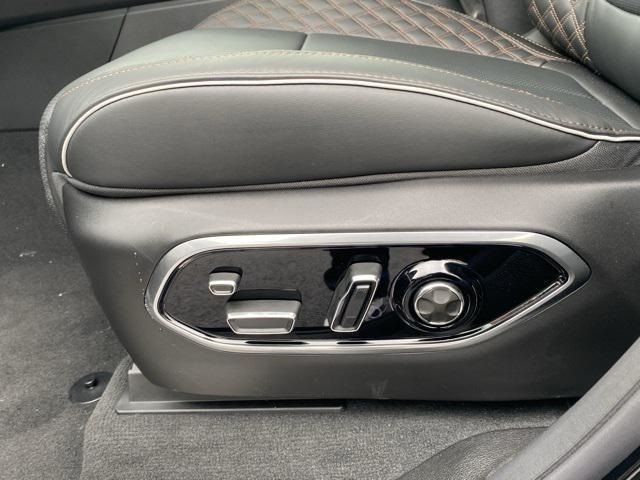 new 2024 Jeep Grand Cherokee car, priced at $76,923