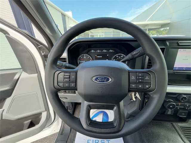 2024 Ford F-350 XL photo 11