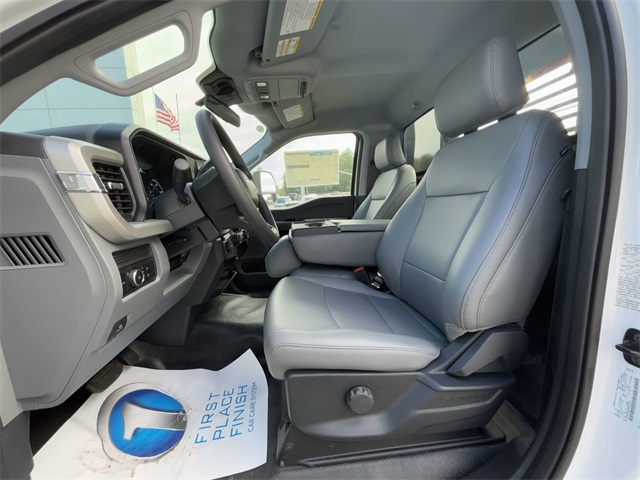 2024 Ford F-350 XL photo 12