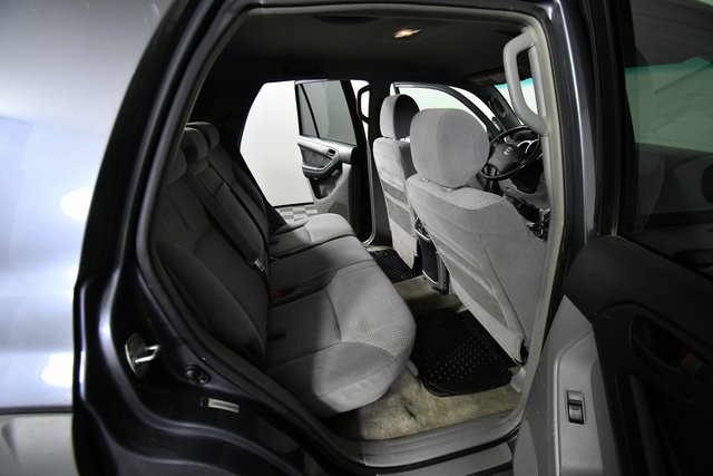 2003 Toyota 4Runner SR5 photo 19