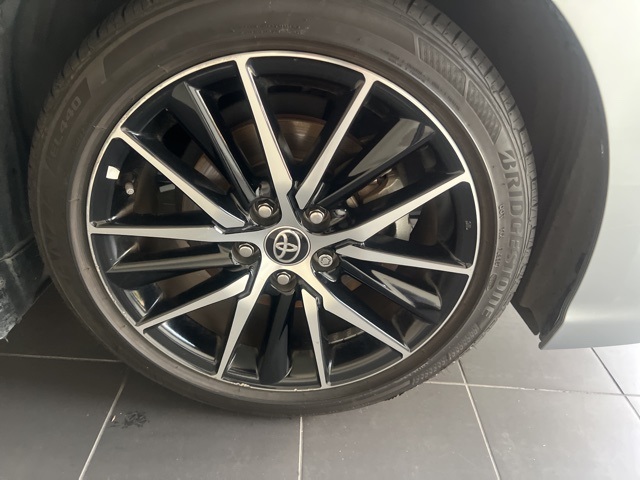 2024 Toyota Camry SE photo 3