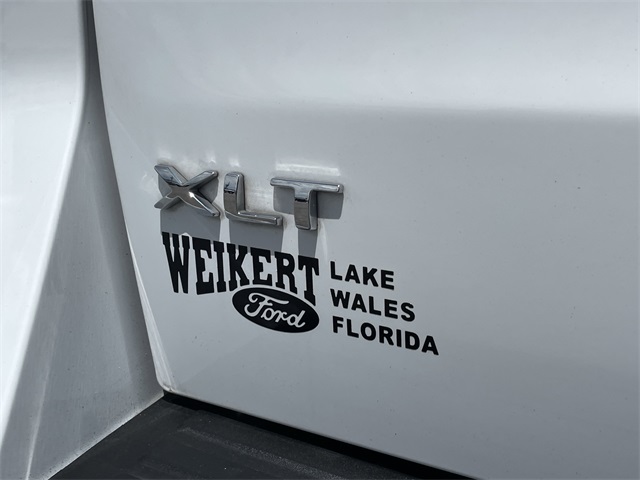 2024 Oxford White Ford Expedition XLT RWD SUV