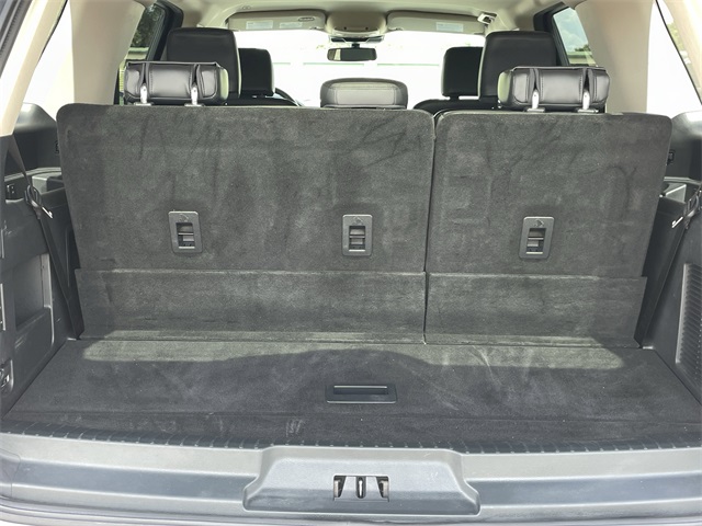 2024 Oxford White Ford Expedition XLT RWD SUV