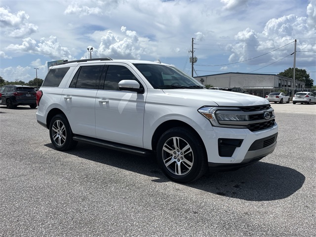 2024 Oxford White Ford Expedition XLT RWD SUV