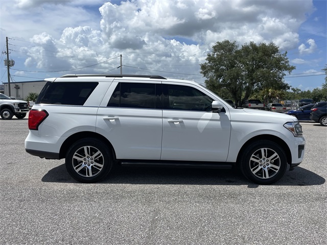 2024 Oxford White Ford Expedition XLT RWD SUV