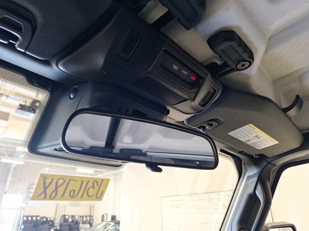 new 2025 Jeep Gladiator car, priced at $53,999