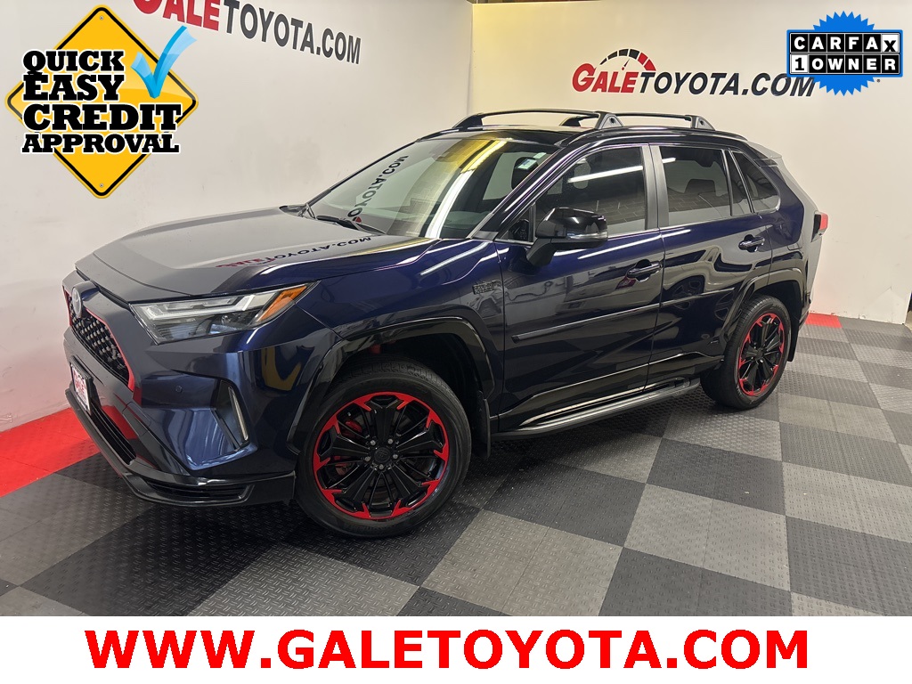 2022 Toyota RAV4 XSE's photo