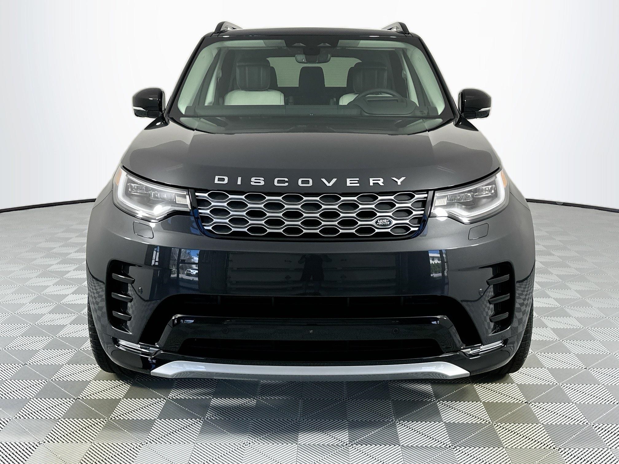 new 2025 Land Rover Discovery car, priced at $85,658