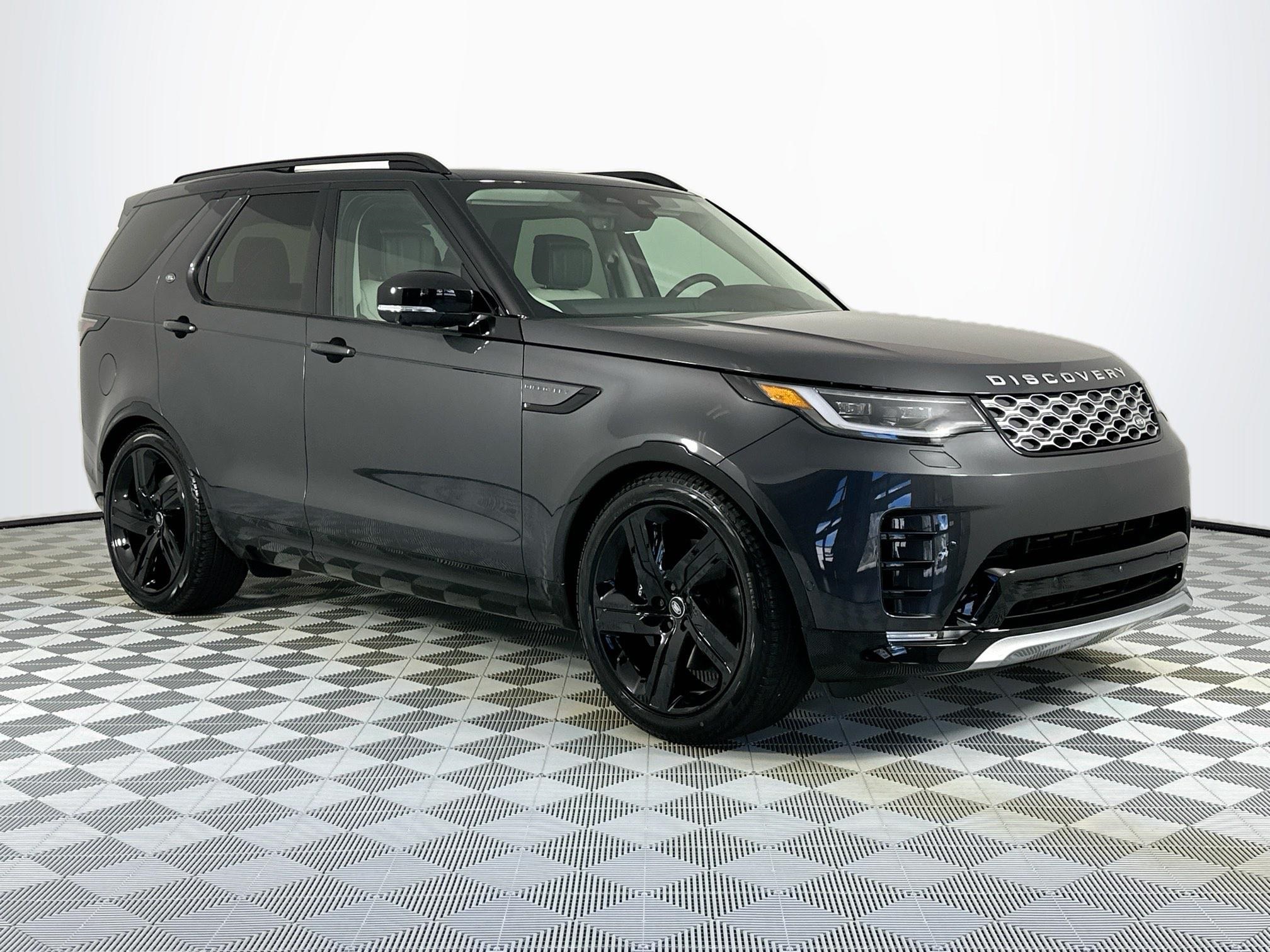new 2025 Land Rover Discovery car, priced at $85,658