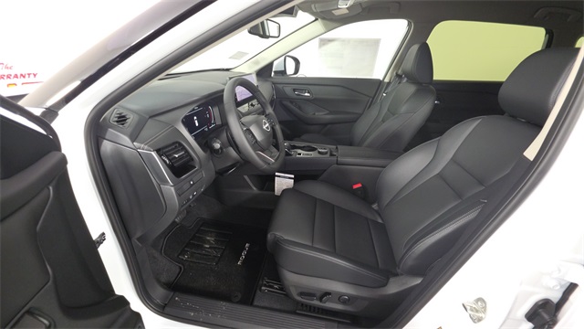 2025 Everest White Pearl Nissan Rogue SL AWD SUV