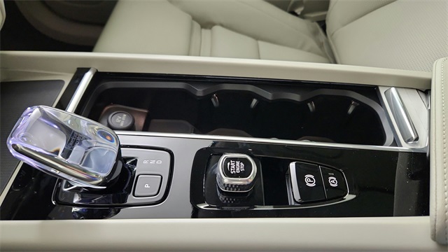 new 2026 Volvo XC60 car, priced at $64,525