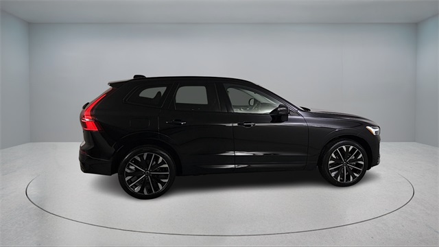 new 2026 Volvo XC60 car, priced at $64,525