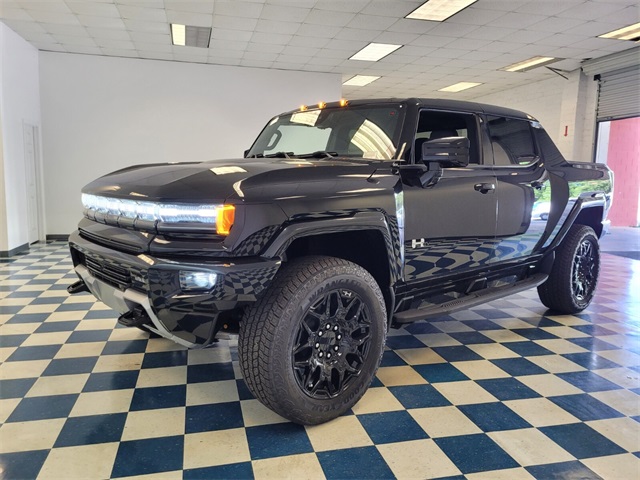 New 2025 GMC Hummer EV Pickup 2X 4D Crew Cab in Milledgeville