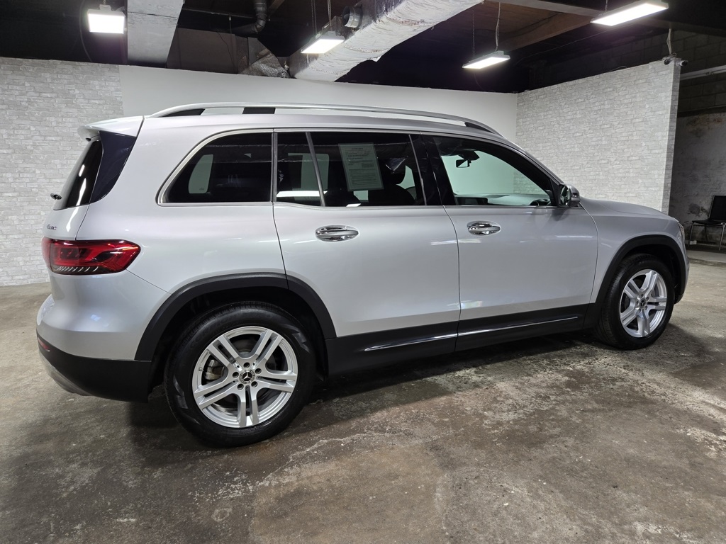 2020 Mercedes Benz GLB 250 4MATIC photo 2