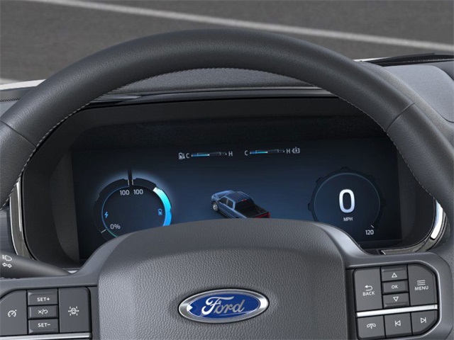 2025 Ford F-150 Lightning XLT photo 13