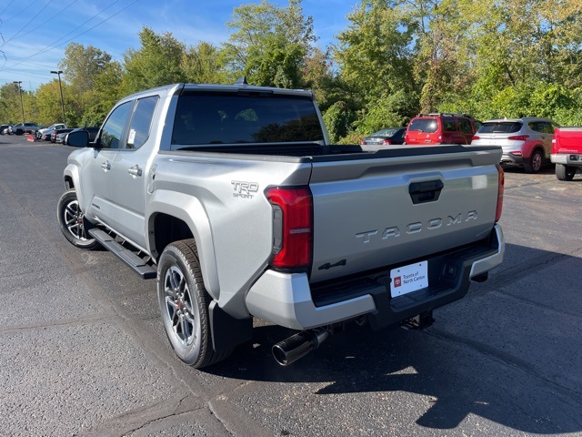 2025 Toyota Tacoma TRD Sport Double Cab photo 3