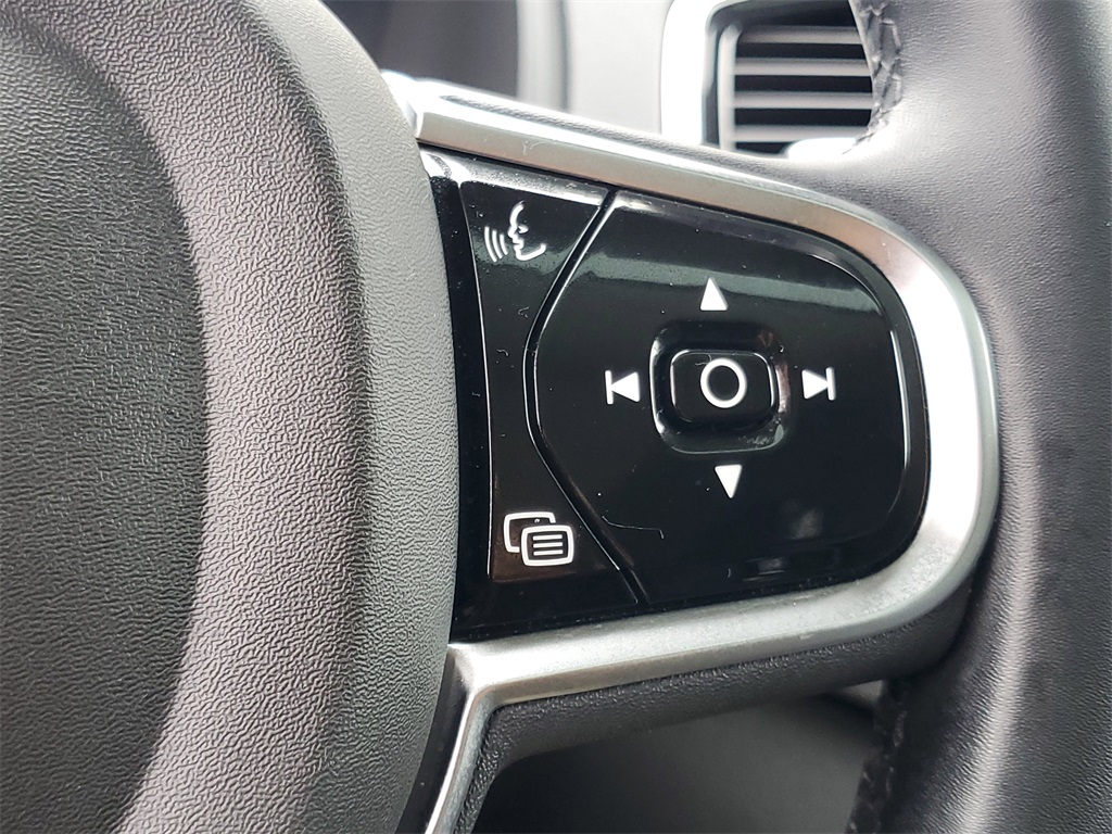 used 2023 Volvo XC90 car, priced at $35,295