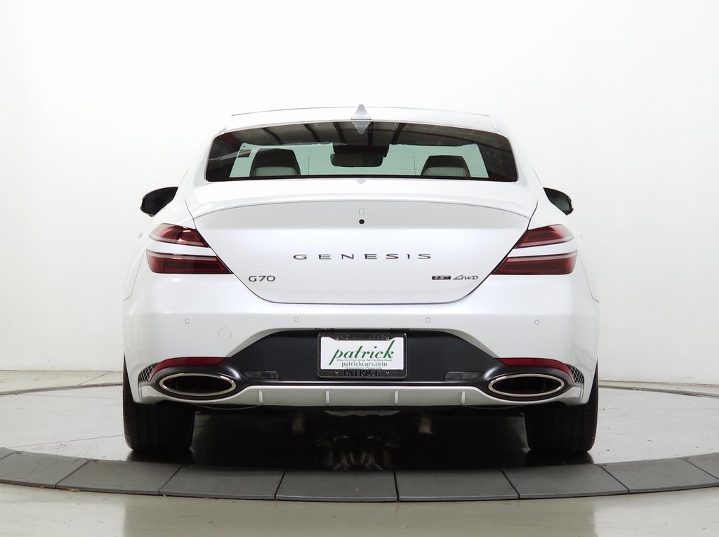 2025 Genesis G70 3.3T Sport Prestige photo 3