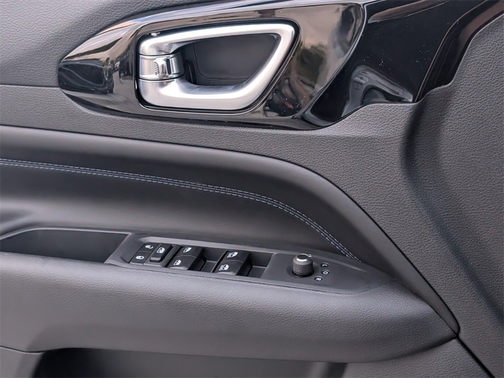 new 2026 Jeep Compass car, priced at $26,305