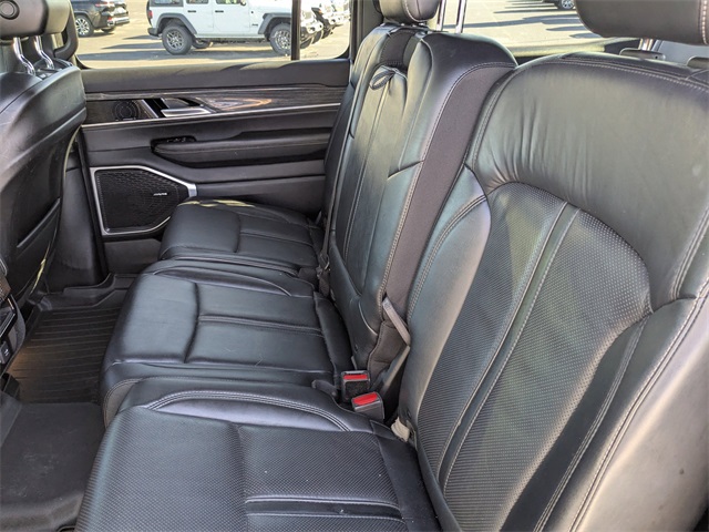 2022 Jeep Wagoneer Series III 4x2