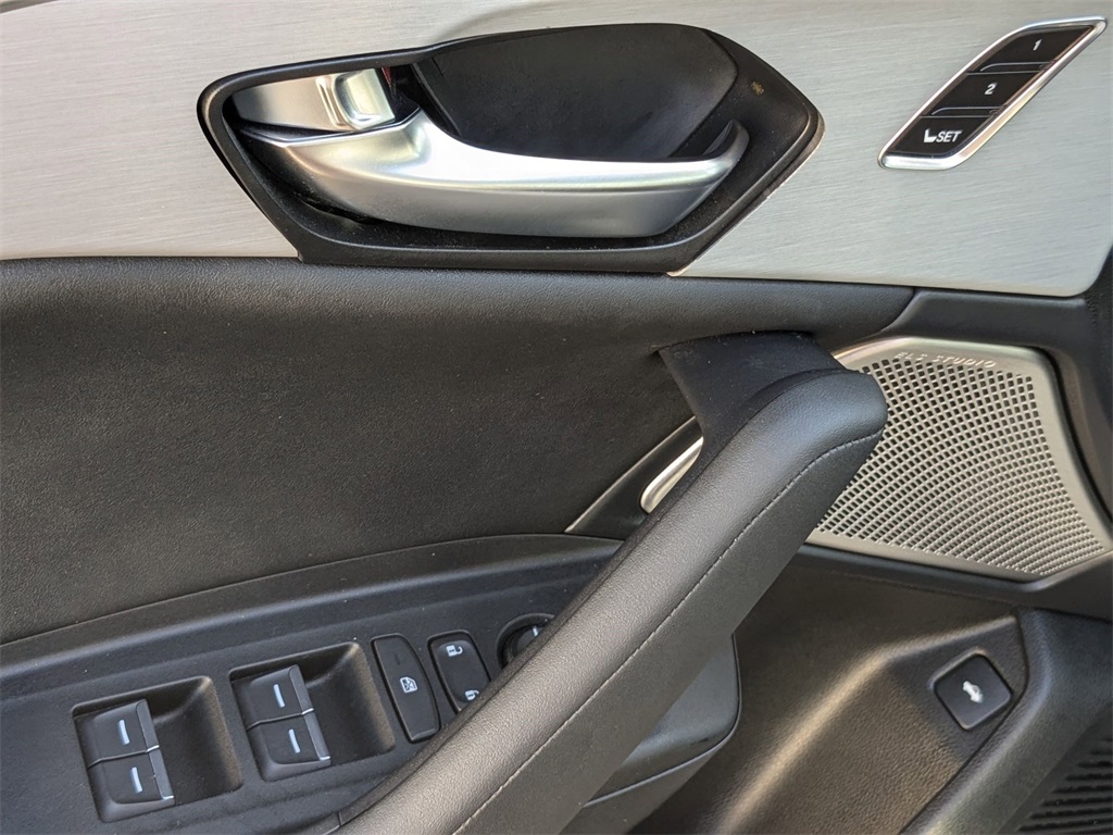 2023 Acura TLX Technology photo 10