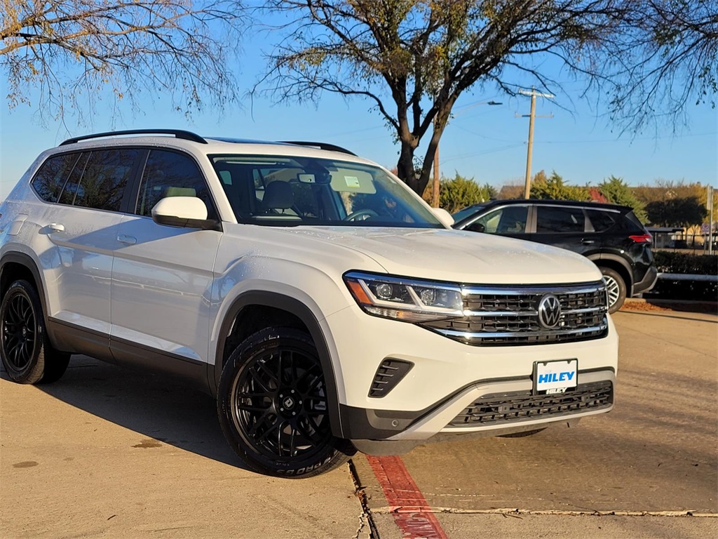 used 2021 Volkswagen Atlas car, priced at $20,000