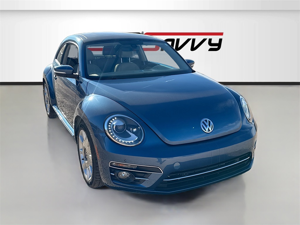 2019 Volkswagen Beetle SE's photo