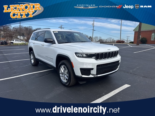 2025 Jeep Grand Cherokee L Laredo's photo