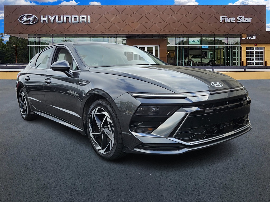 2024 Hyundai Sonata SEL's photo