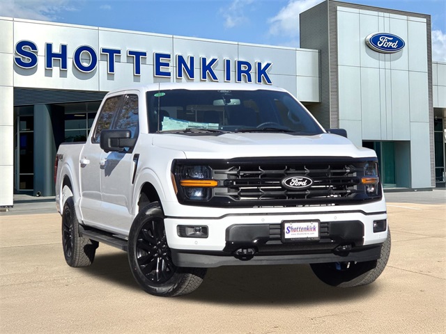 2025 Ford F-150 XLT's photo
