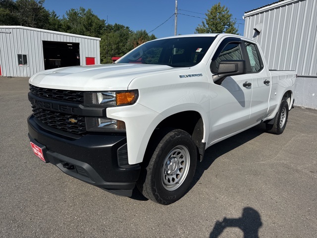 2021 Chevrolet Silverado 1500 photo 2