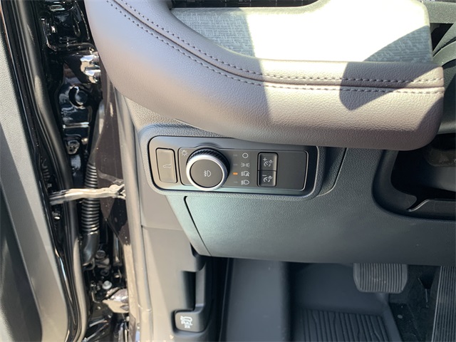2025 Agate Black Metallic Ford Explorer Platinum RWD SUV