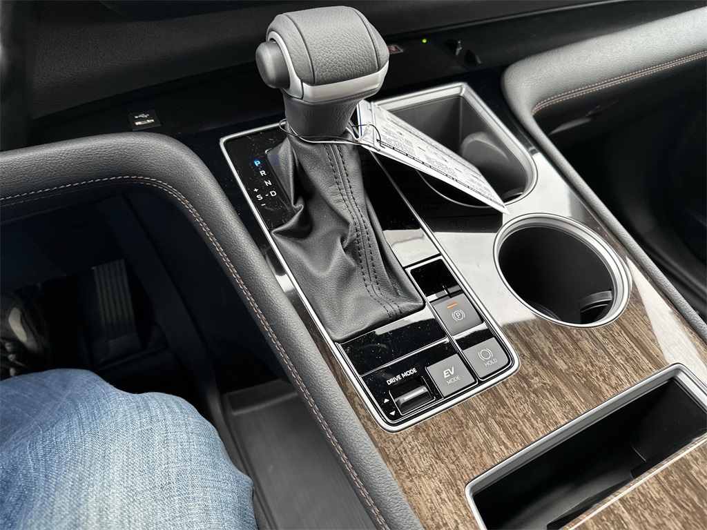 New 2025 Toyota Sienna Van