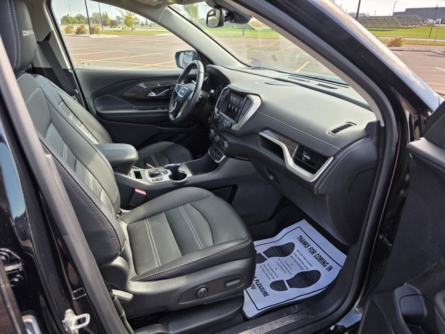 2022 GMC Terrain AWD Denali