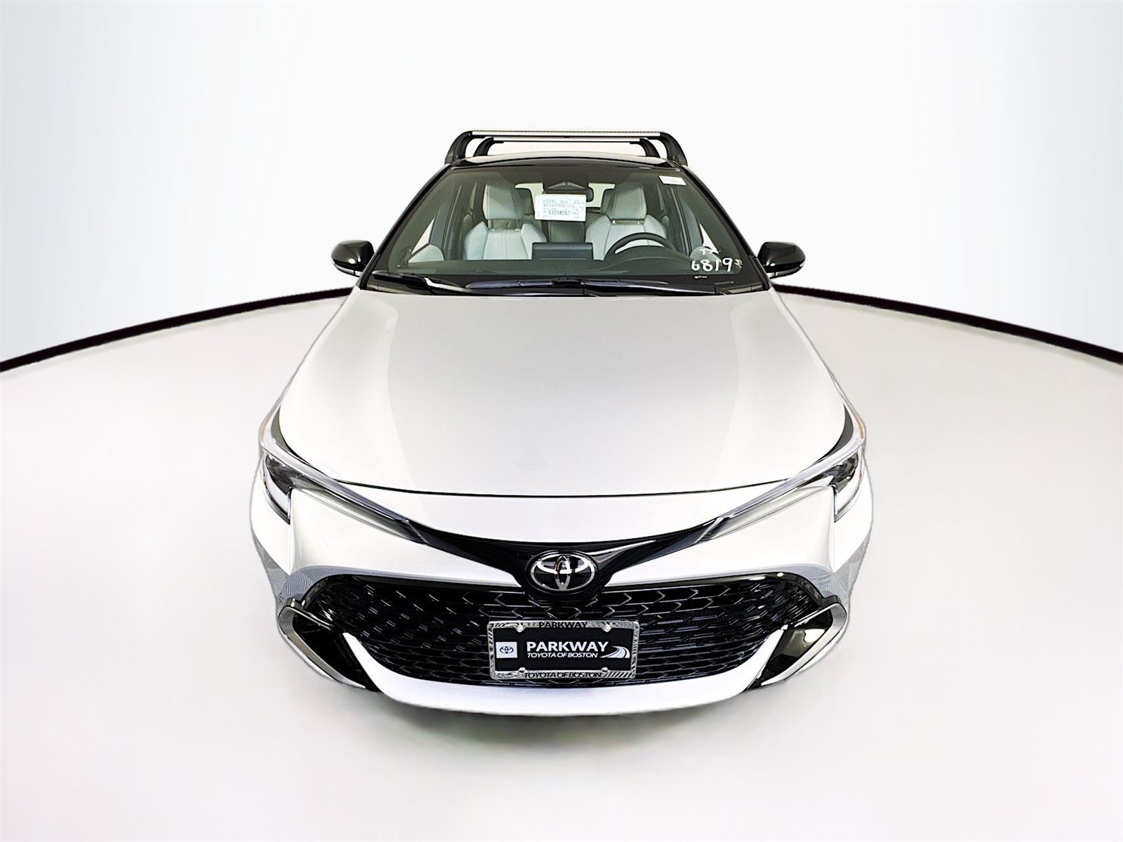 2025 Toyota Corolla XSE photo 2