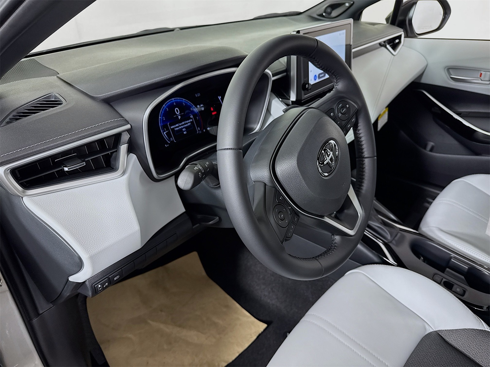 2025 Toyota Corolla XSE photo 6