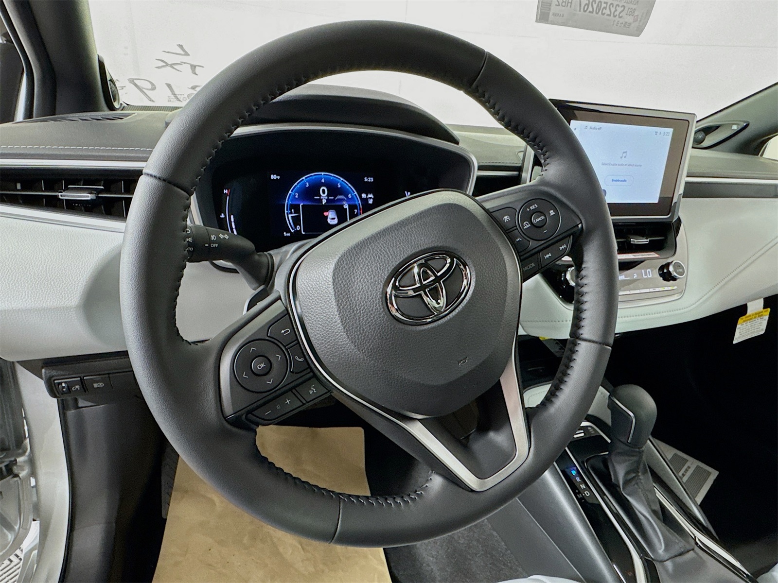 2025 Toyota Corolla XSE photo 7