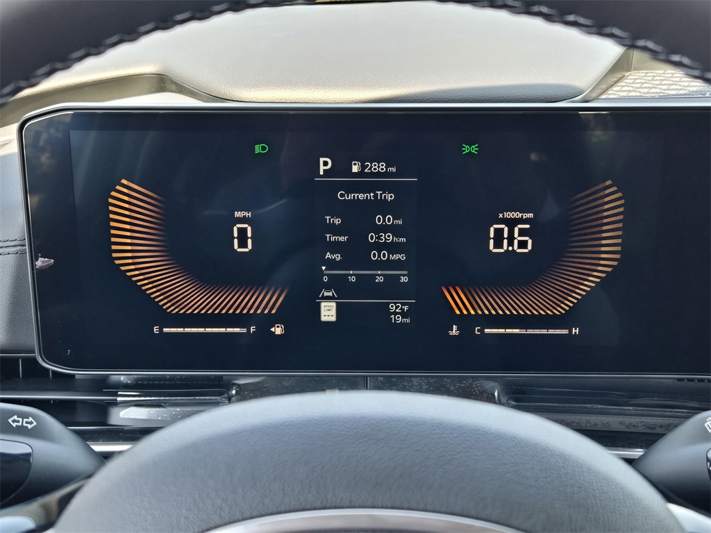 2026 Kia Carnival LXS photo 9