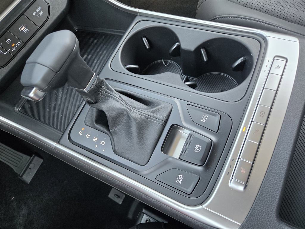 2026 Kia Carnival LXS photo 13