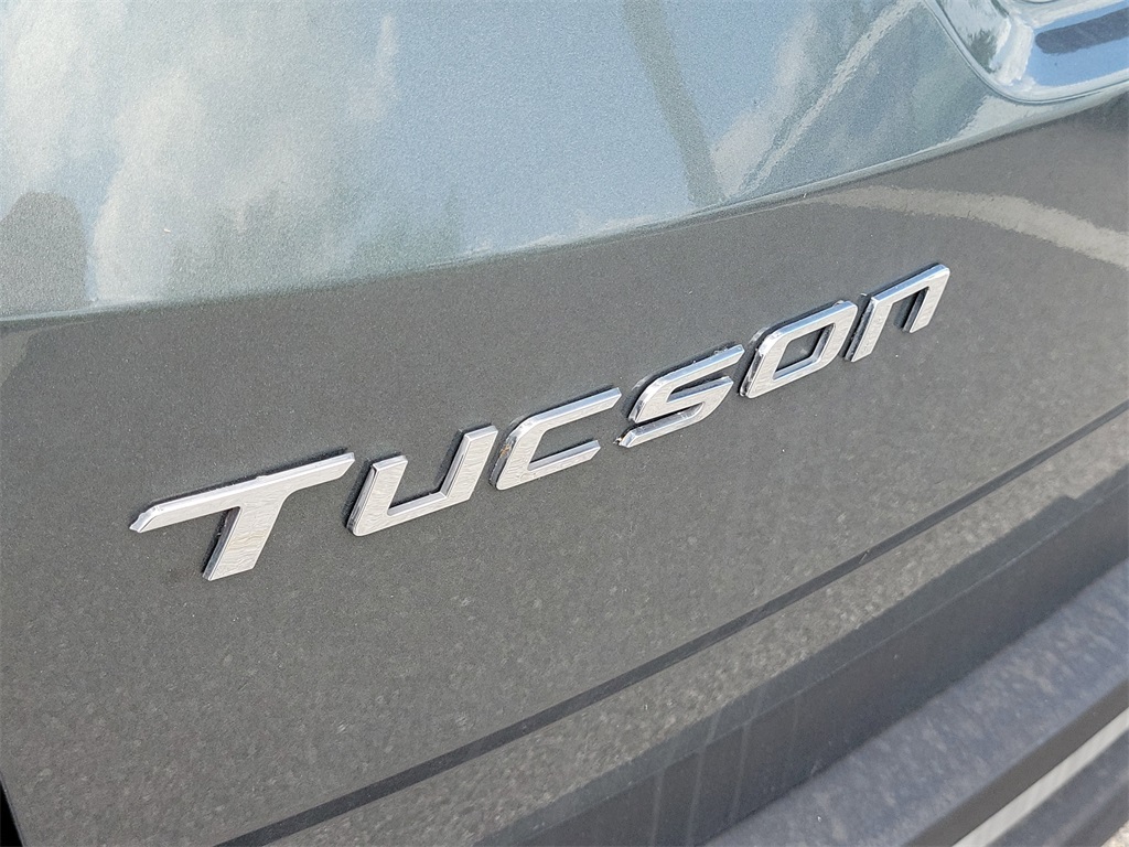 2023 Amazon Gray Hyundai Tucson SEL FWD SUV