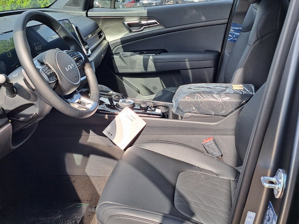 2025 Kia Sportage Plug-In Hybrid X-Line SUV AWD 12