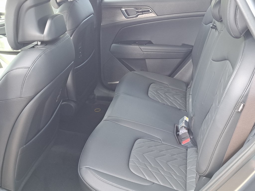 2025 Kia Sportage Plug-In Hybrid X-Line SUV AWD 13