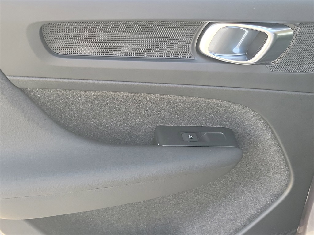 new 2026 Volvo XC40 car, priced at $43,595