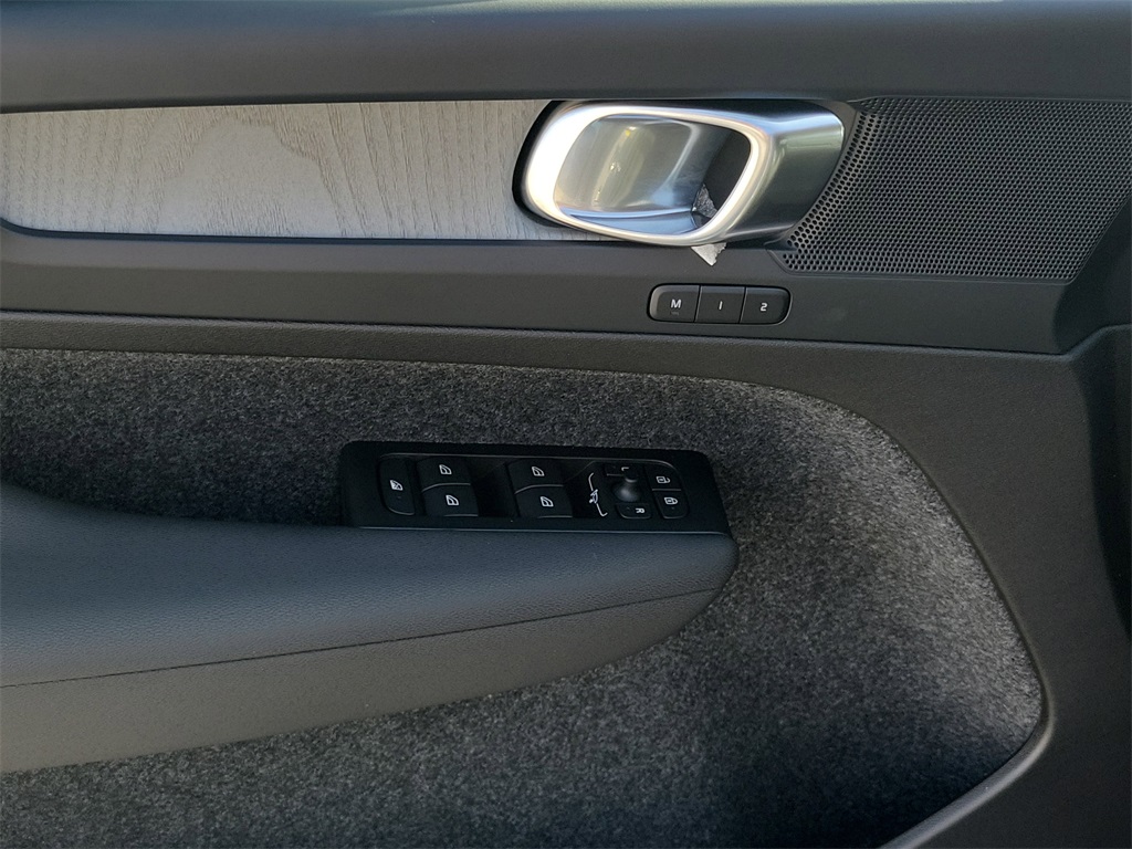 new 2026 Volvo XC40 car, priced at $43,595