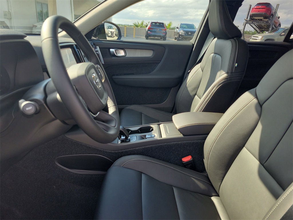 new 2026 Volvo XC40 car, priced at $43,595