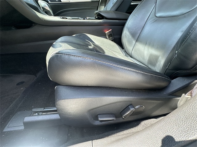 2014 Ford Fusion Titanium photo 12