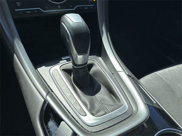 2014 Ford Fusion Titanium photo 20