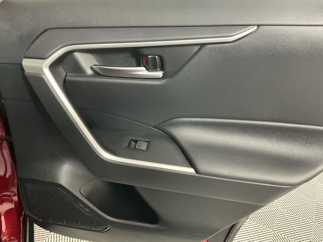 used 2019 Toyota RAV4 car, priced at $25,664