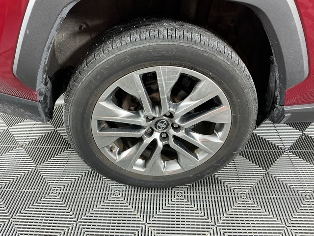 used 2019 Toyota RAV4 car, priced at $25,664